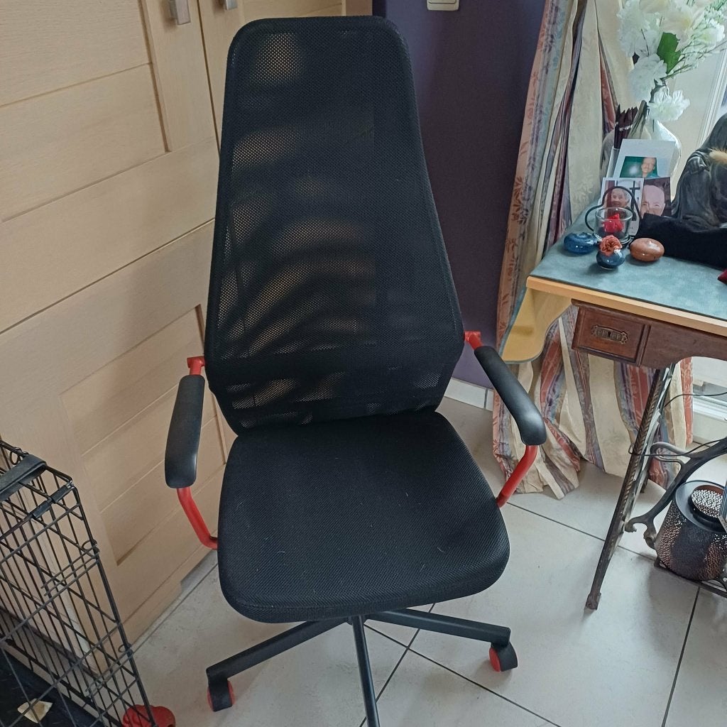 chaise de bureau ikea, Maison & Meubles, Chaises de bureau, Comme neuf, Enlèvement, Chaise de bureau, Ergonomique