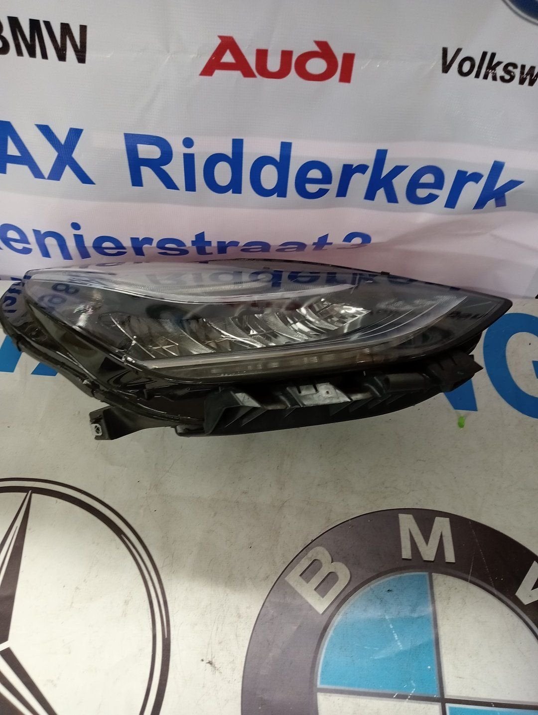 Tesla Model 3 Koplamp Rechts F00HTE701609, -, Utilisé, Autres marques automobiles, -