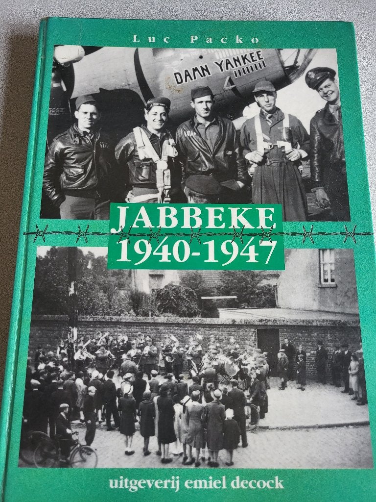 Jabbeke 1940-1947, Ophalen of Verzenden, Zo goed als nieuw, Luc Packo