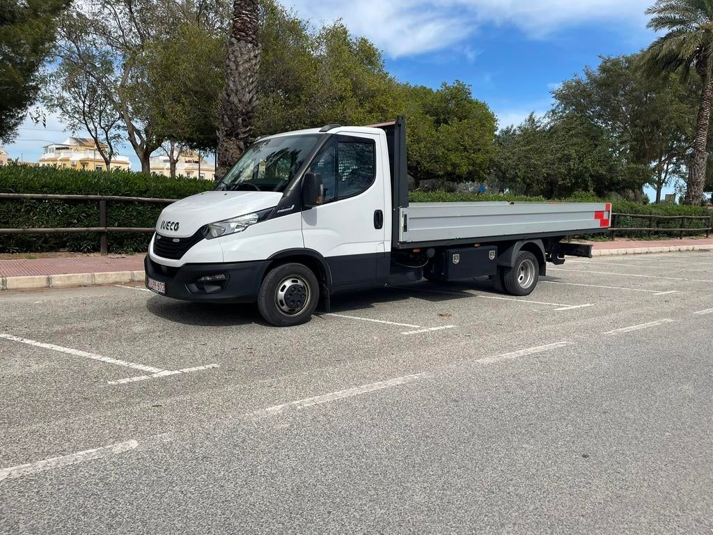 Iveco daily 35C180, Achat, Euro 6, Iveco, Noir