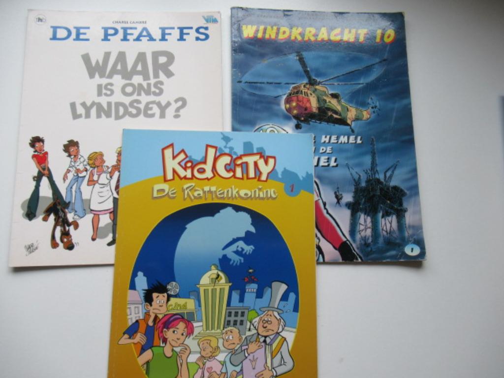3 diverse strips, Boeken, Stripverhalen, Ophalen of Verzenden, Gelezen