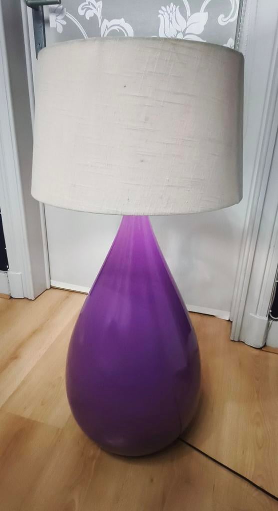 Grande lampe design violette – Parfait état, Enlèvement, Comme neuf, Métal