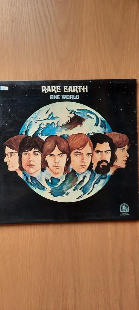 Terre rare, un monde, Enlèvement ou Envoi, Comme neuf