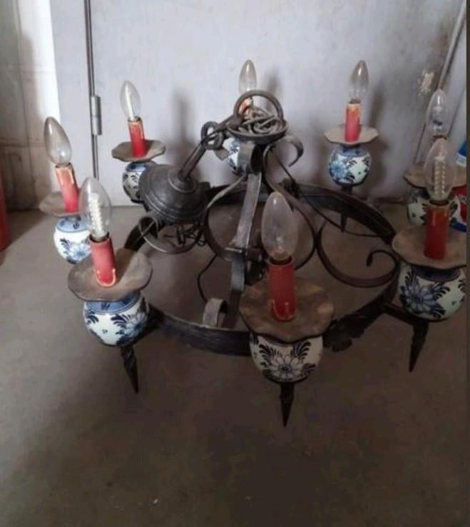 Zware luster in gietijzer hanglamp antiek vintage porselein, Antiek en Kunst, Ophalen of Verzenden