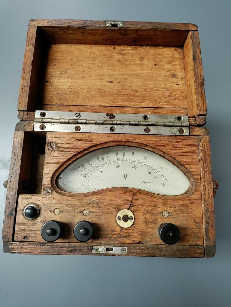 Antieke voltmeter ohmmeter = 25 EUR per stuk, Antiek en Kunst, Ophalen