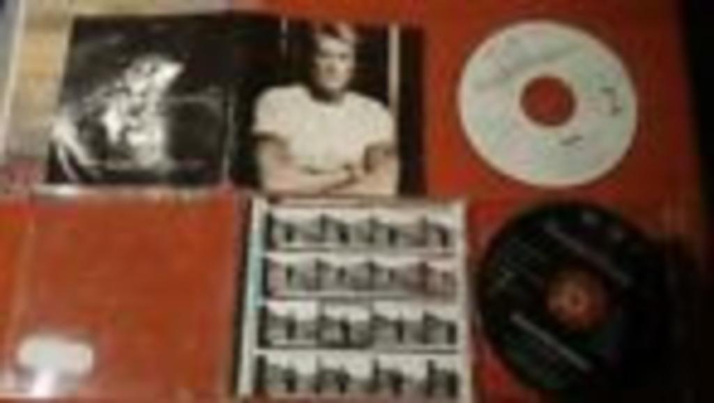 2 CD johnny Halliday Paroles d'hommes BE, Enlèvement ou Envoi