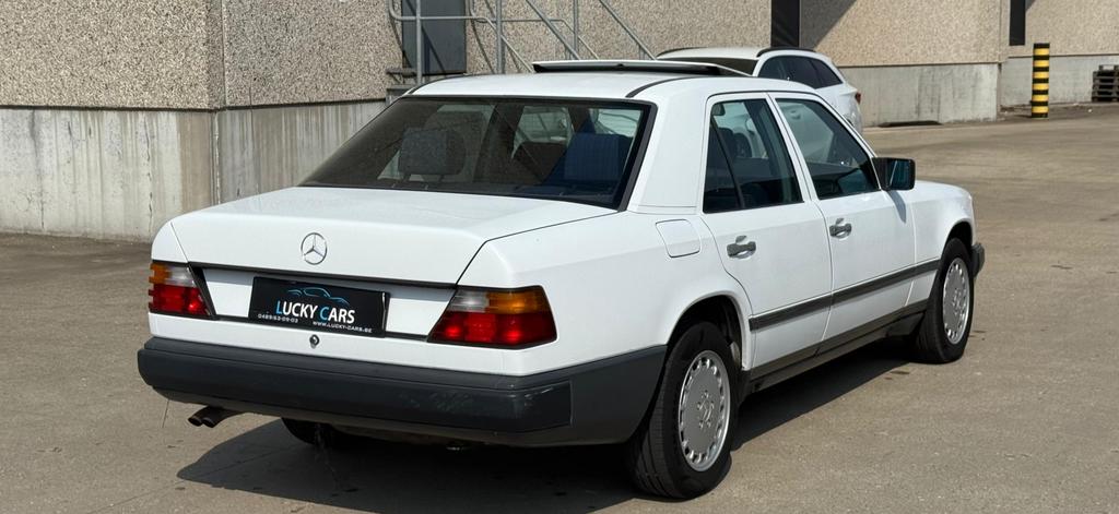 Mercedes 124 e260, Auto's, Mercedes-Benz, Automaat, Bedrijf, ABS, Te koop