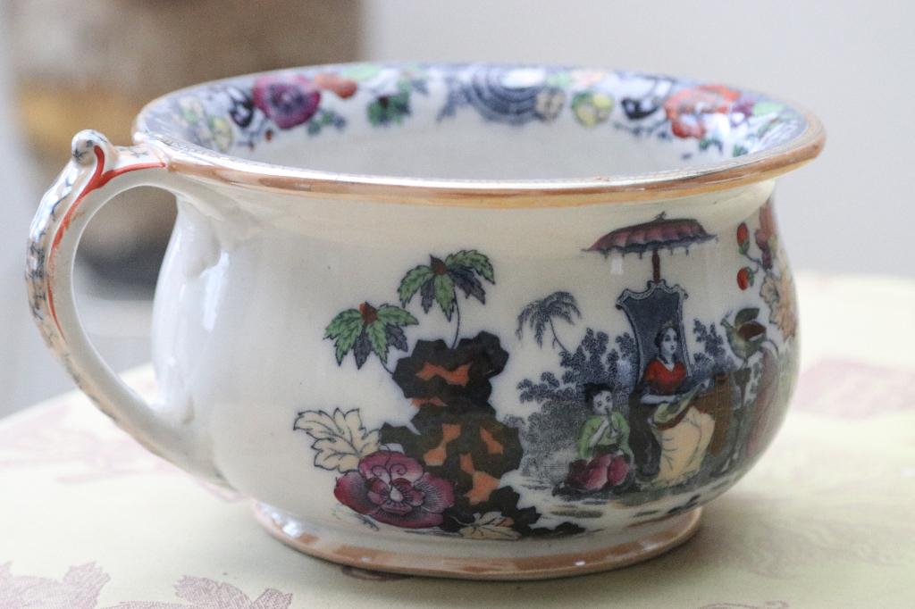 Nimy aardewerken nachtvaas met mandolinedecor eind 19e eeuw, Antiek en Kunst, Antiek | Keramiek en Aardewerk, Ophalen of Verzenden