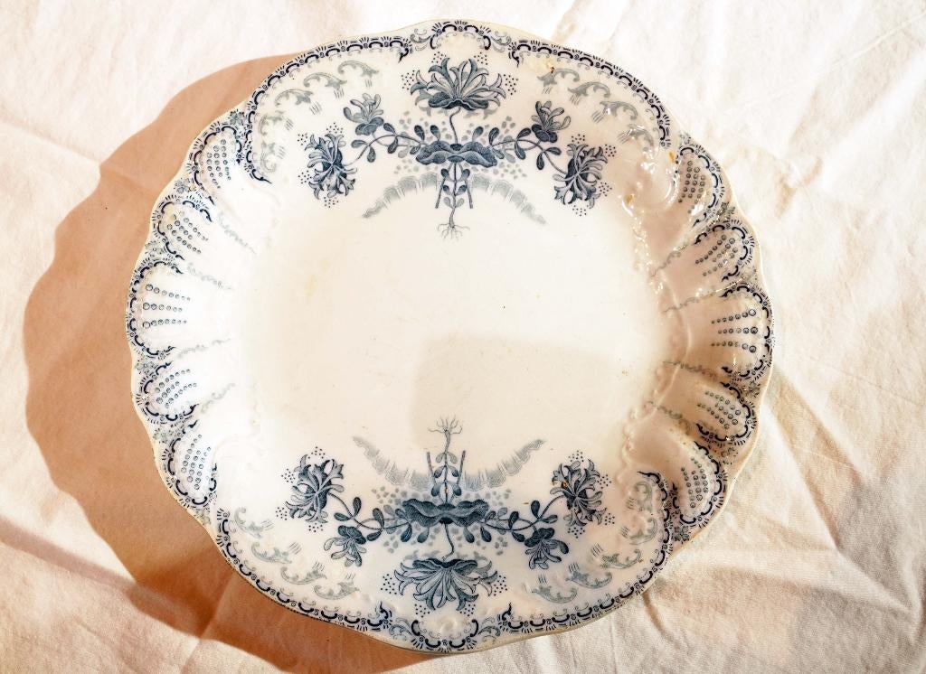 Service porcelaine Saint-Amand & Hamage Régence, Enlèvement