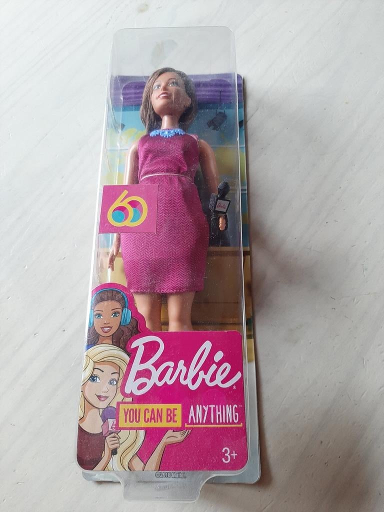 Barbie : Pop en uniek boek 60 jaar, Verzamelen, Ophalen of Verzenden, Nieuw, Pop