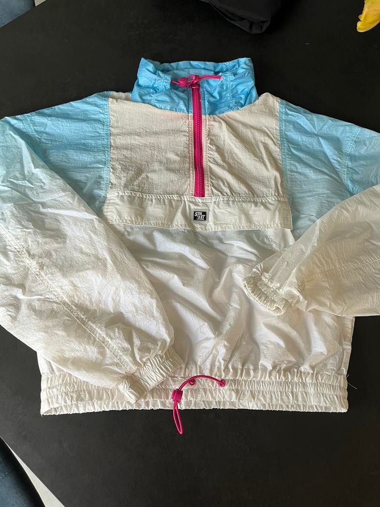 Stradivarius heel dun jasje maat S. Zeer goede staat., Enlèvement ou Envoi, Taille 36 (S), Comme neuf, Blanc
