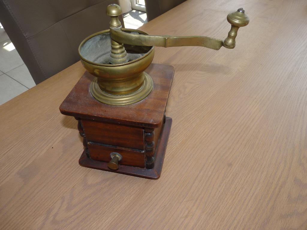 ancien moulin à café, Enlèvement ou Envoi