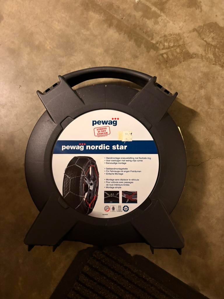 Chaînes à neige, Enlèvement, Neuf