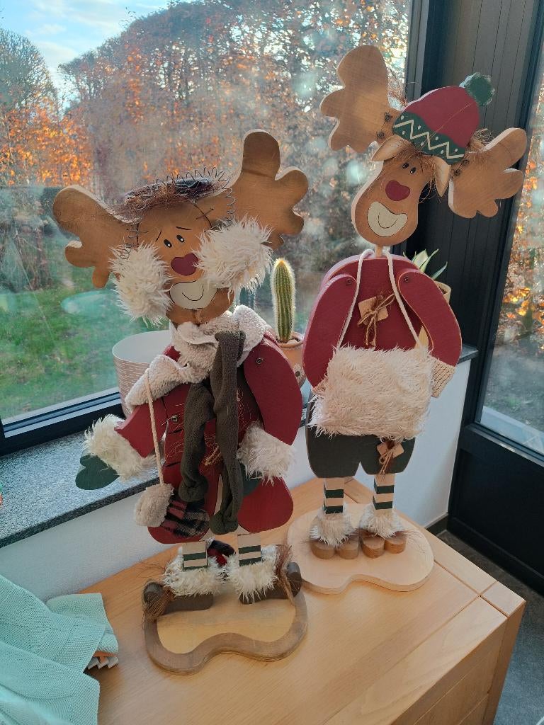 Kerstfiguren. 2 kerstfiguren. Hoogte: 80 cm  + 90 cm., Ophalen of Verzenden, Gebruikt