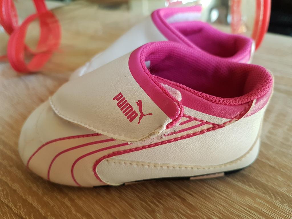 Première marque de chaussures de course Puma taille 19, Enlèvement ou Envoi