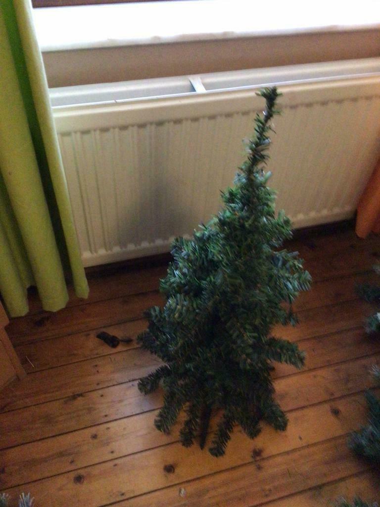 Sapin artificiel 87cm, Comme neuf