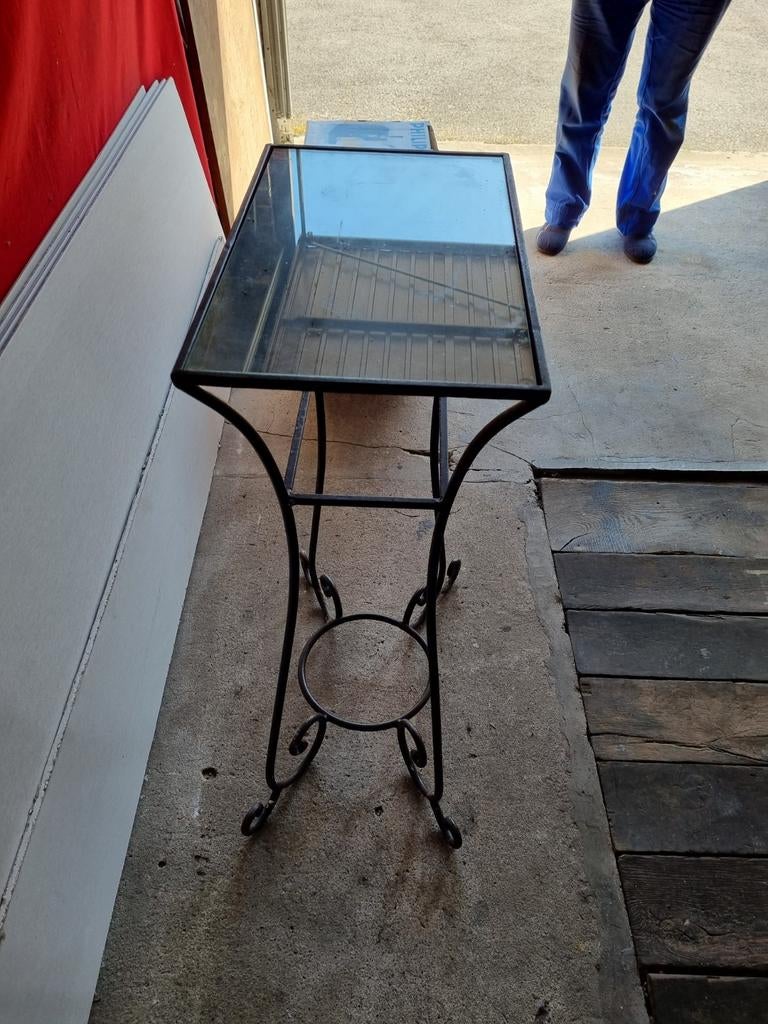 Table d appoint, Maison & Meubles, Tables | Tables d'appoint, Enlèvement, Comme neuf