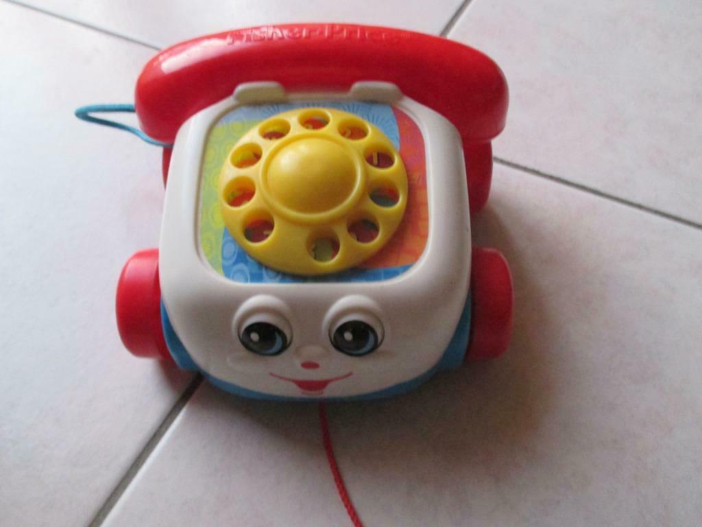 Téléphone à tirer Fisher Price (un rouge et un rose), Enlèvement ou Envoi, Utilisé