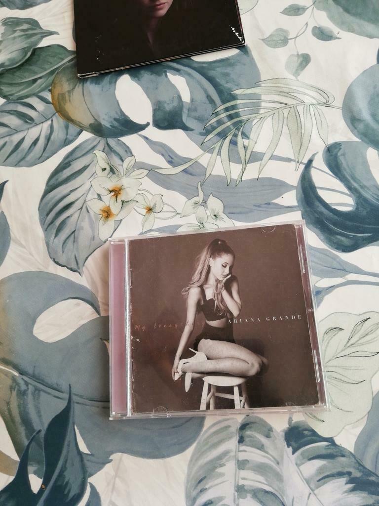 CD Ariana Grande. My everything., Enlèvement ou Envoi, Comme neuf