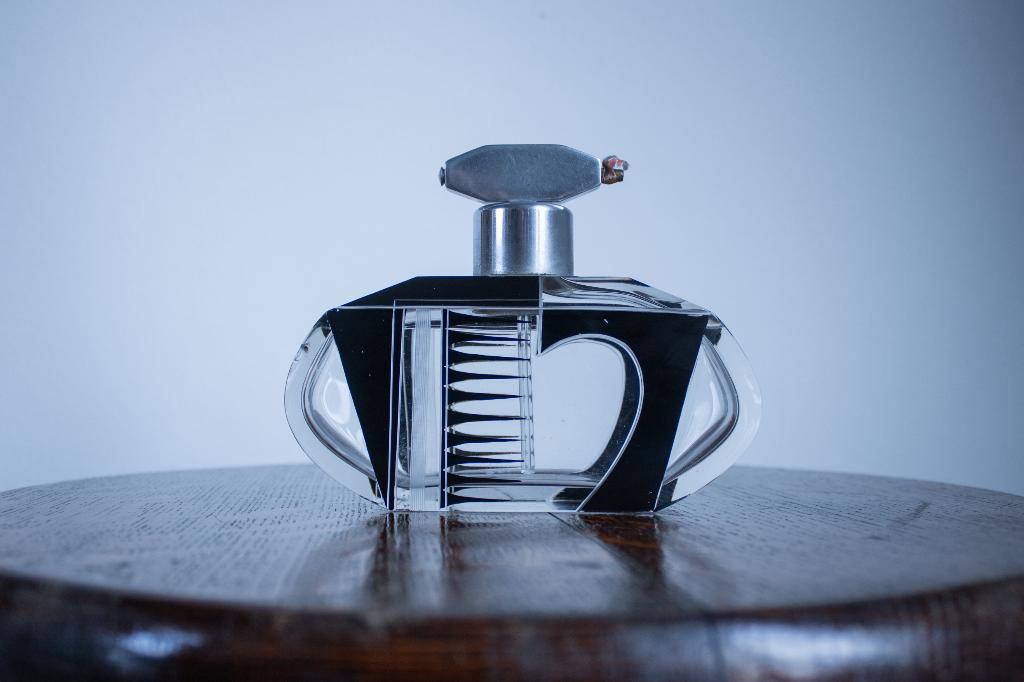 Whide Karl Palda Perfume Bottle, Art Deco Parfum Fles, Antiek en Kunst, Ophalen of Verzenden