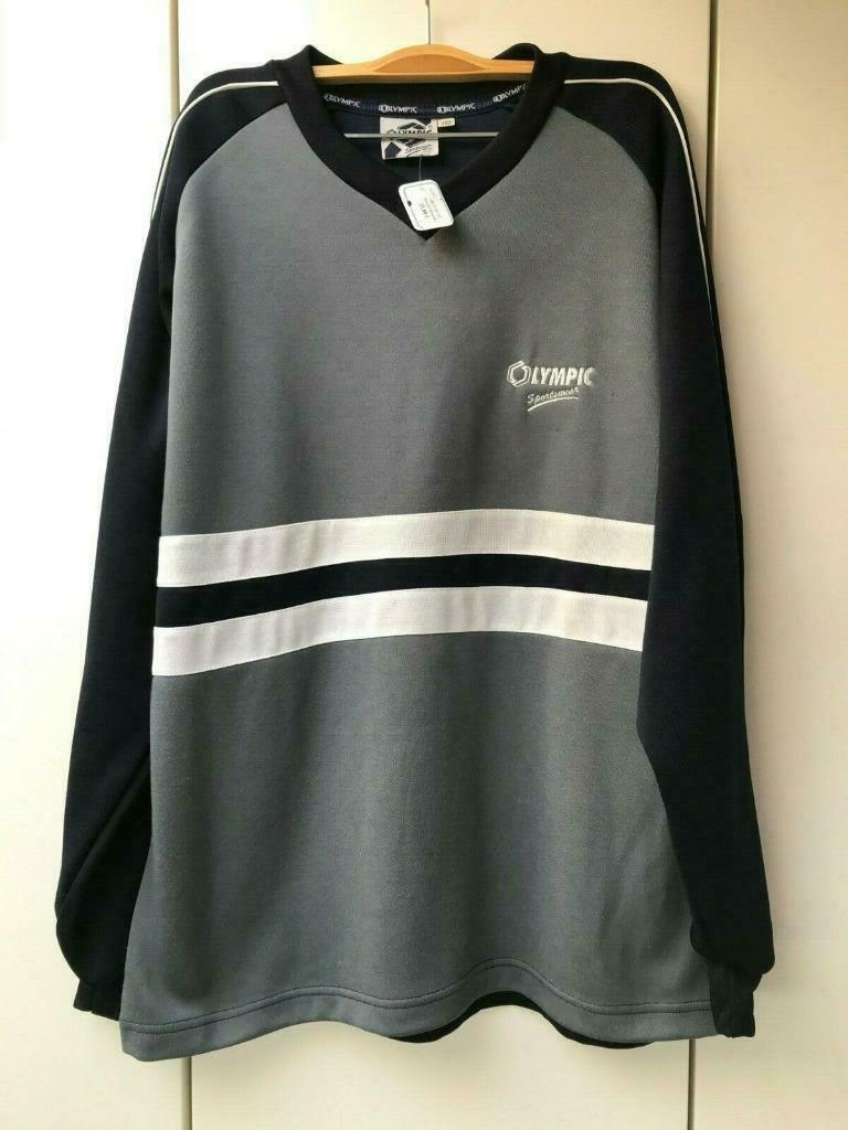 Nieuwe Olympic voetbaltrui! - Maat 152, Olympic, Trui of Vest, Nieuw, Ophalen of Verzenden