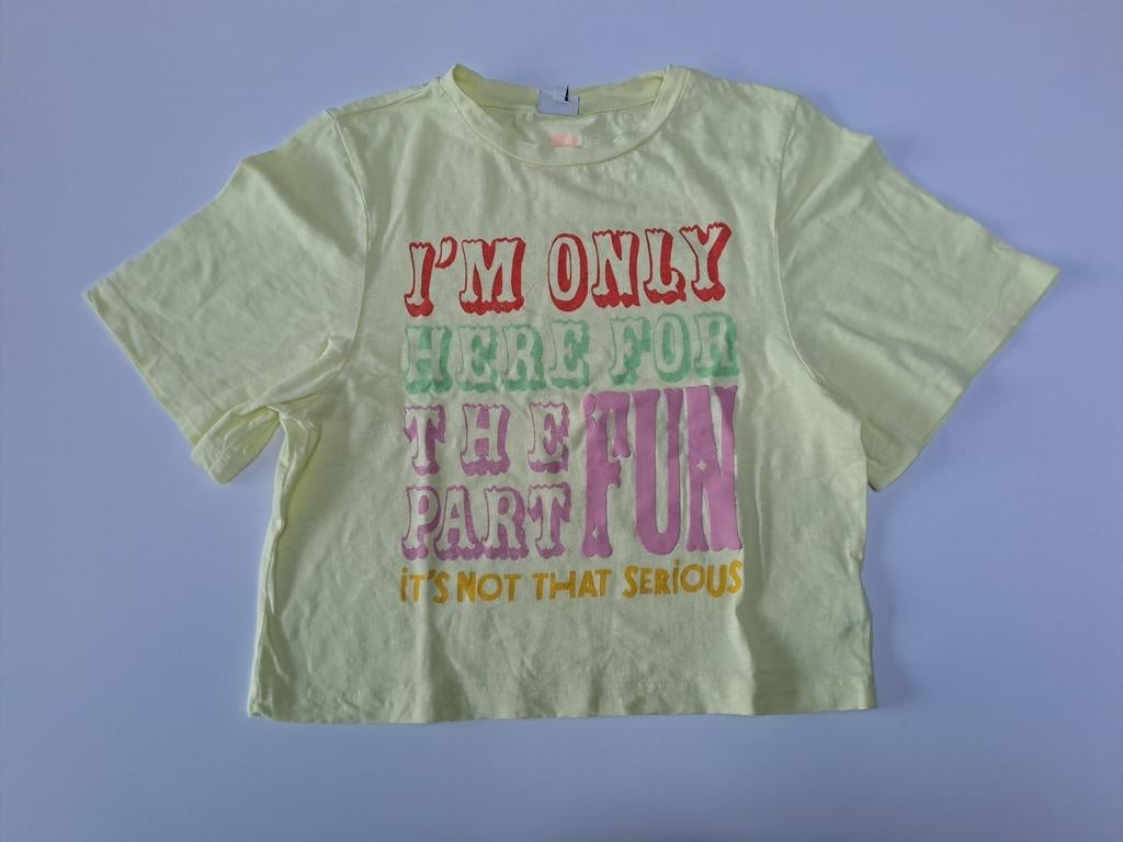 Mt 128 Lichtgele T-shirt I'm only here for the fun part, Meisje, Cks, Ophalen of Verzenden, Zo goed als nieuw