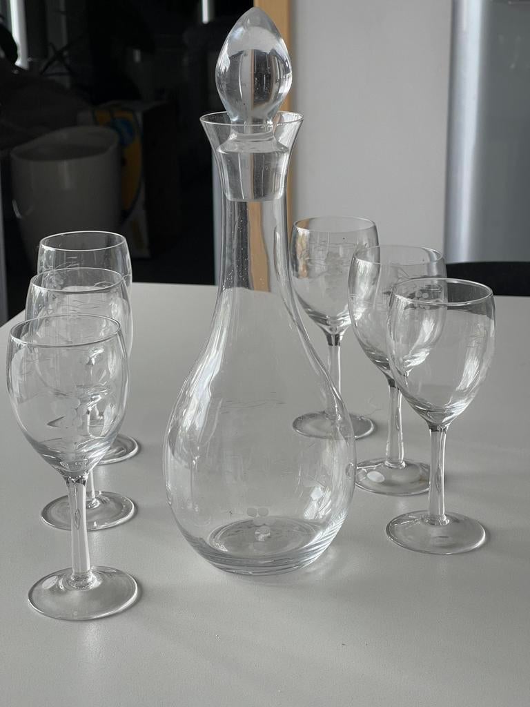 Vintage wijn/aperitiefglazen met bijpassende karaf, Enlèvement, Comme neuf
