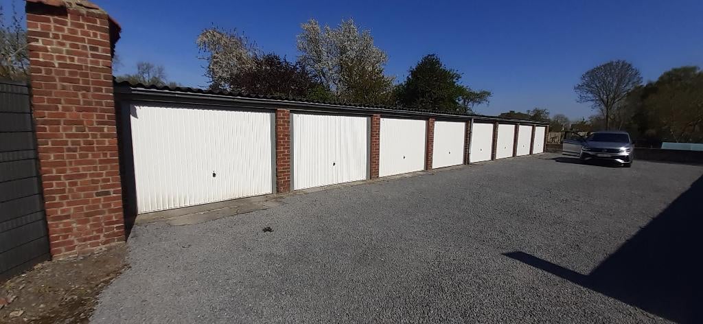 garage à louer, Immo, Garages & Places de parking, Tournai