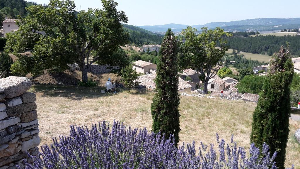 Maison de vacances en Provence, Vacances, Maisons de vacances | Autres pays, Maison de campagne ou Villa, Village, Montagnes ou collines