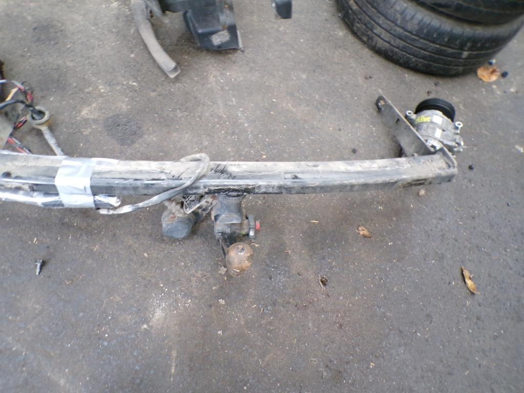 Attache remorque VW Passat 5 BK 1.4TSi 110kw 2005-2010, Autos : Pièces & Accessoires, Attelages, Utilisé, Enlèvement