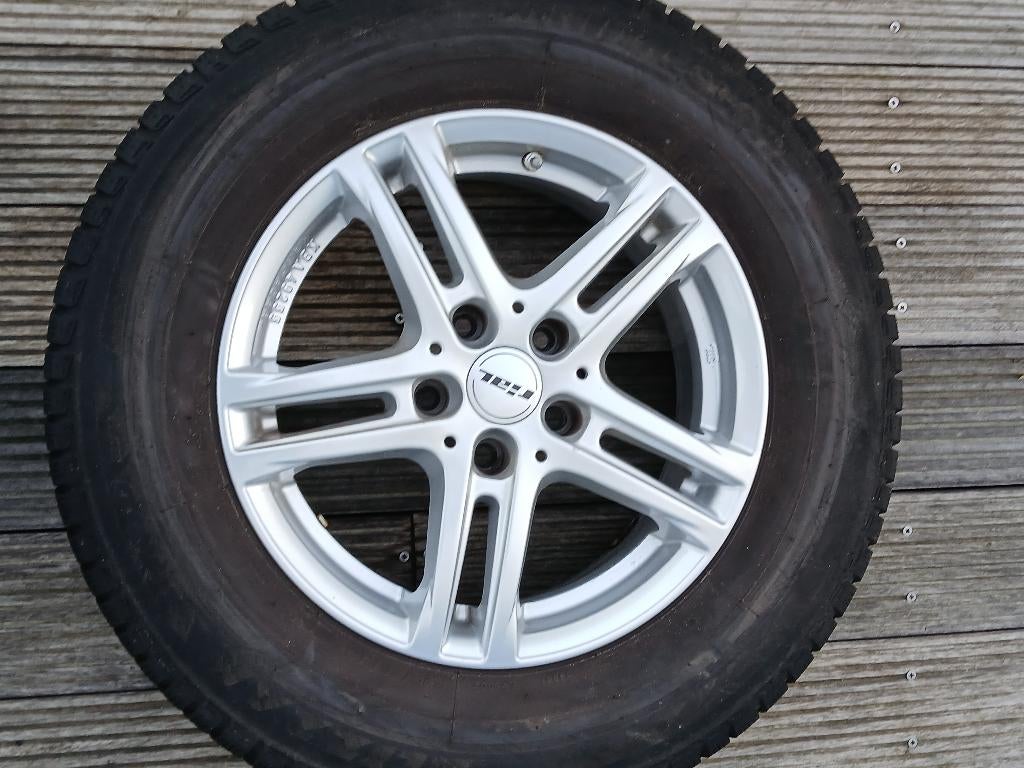 Winterbanden Kia, velgen Rial Astorga silver, Auto-onderdelen, Ophalen, Overige, Gebruikt, Winterbanden