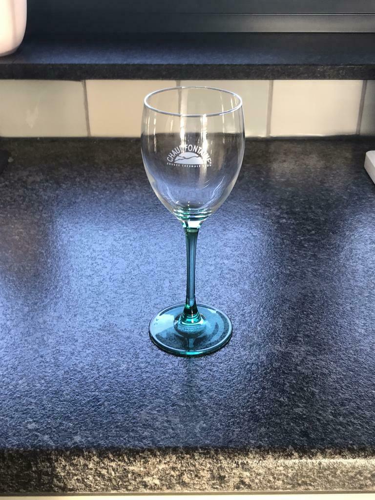 Chaufontaine, 14 glazen voor 5€, Verzamelen, Glas en Drinkglazen, Ophalen of Verzenden, Zo goed als nieuw
