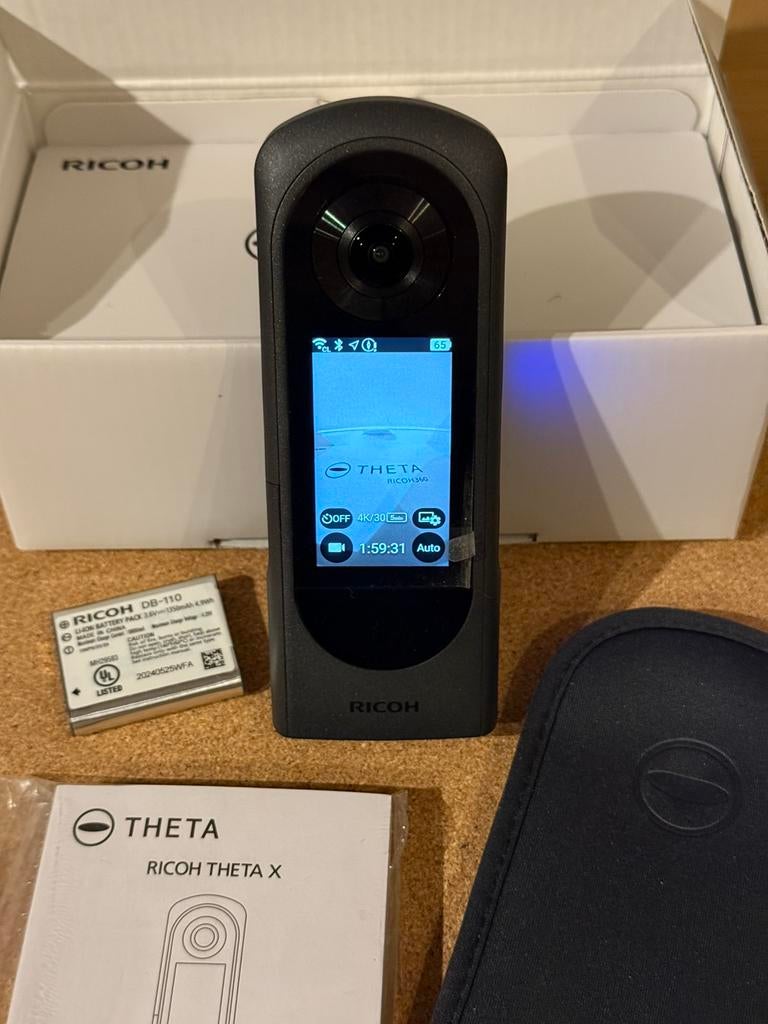 Ricoh Theta X360, Ophalen, Zo goed als nieuw