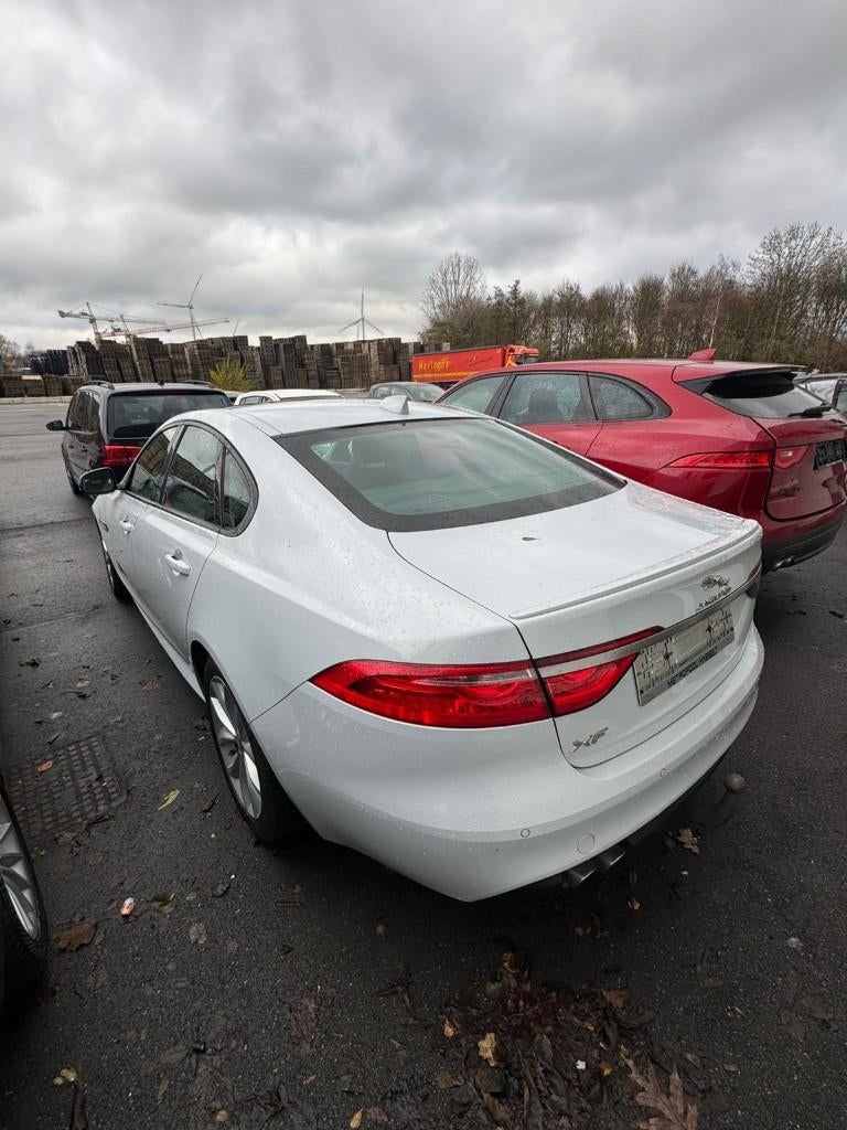 2017 Jaguar xf | lees beschrijving! |, Automaat, Zwart, 4 cilinders, Wit