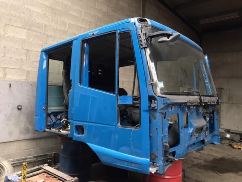 CABINE : IVECO EUROCARGO, Enlèvement, Utilisé, Iveco, Carrosserie et Tôlerie