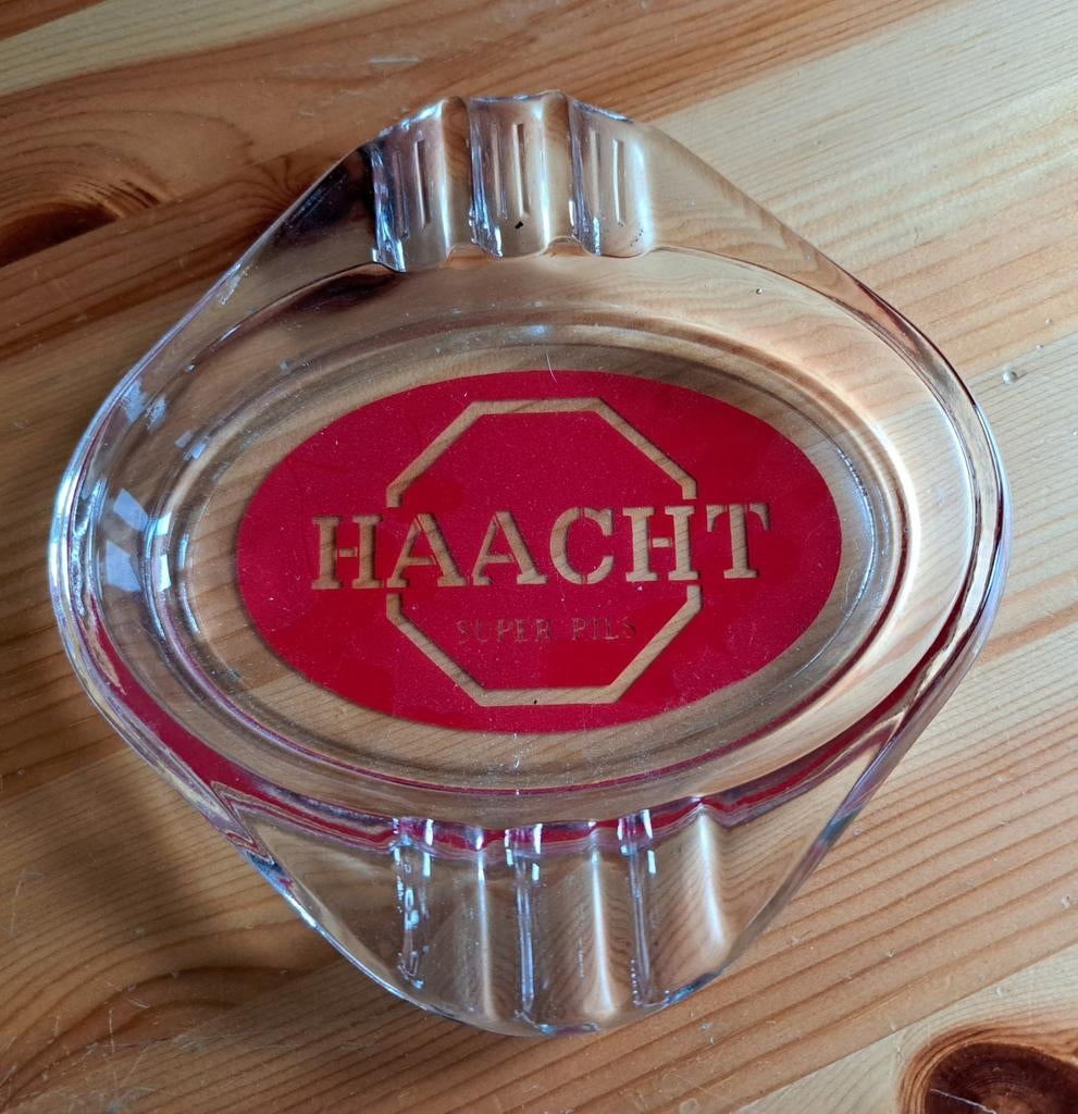 Cendrier en verre, Ophalen
