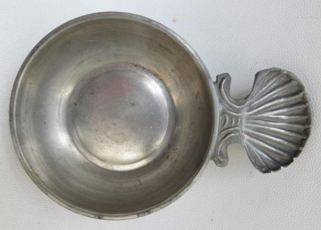 oude tastevin 9,7 cm breed met oor merkteken JD, Verzamelen, Ophalen of Verzenden, Gebruikt, Overige gebieden, Overige typen