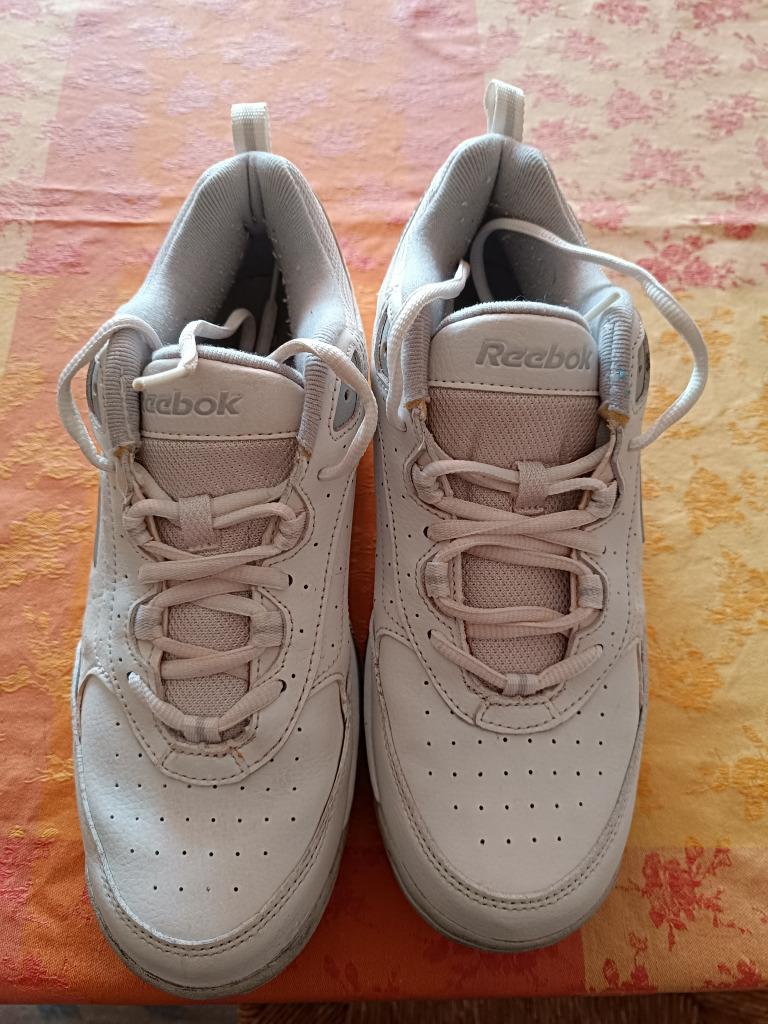 Baskets blanches Reebok - taille 41, Vêtements | Hommes, Chaussures, Enlèvement ou Envoi, Reebok, Porté, Blanc