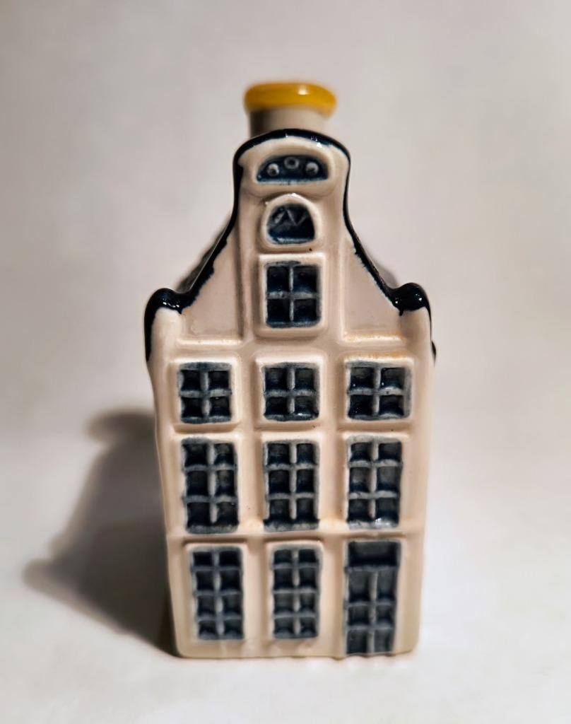 KLM huisje nr 19, Rapenburg 31 te Leiden, Verzamelen, Ophalen