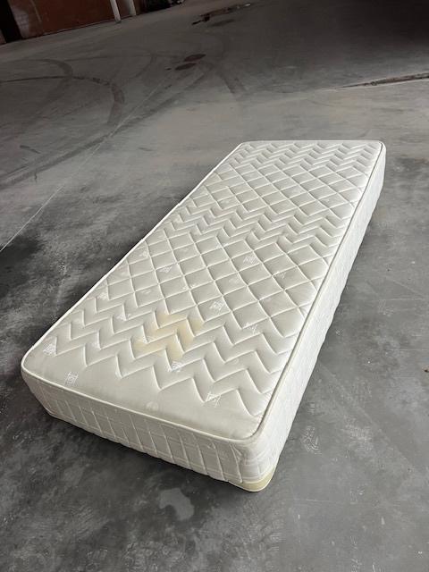 Boxspring 1-persoons, Maison & Meubles, Chambre à coucher | Lits boxsprings, 90 cm, Une personne, Enlèvement, Utilisé