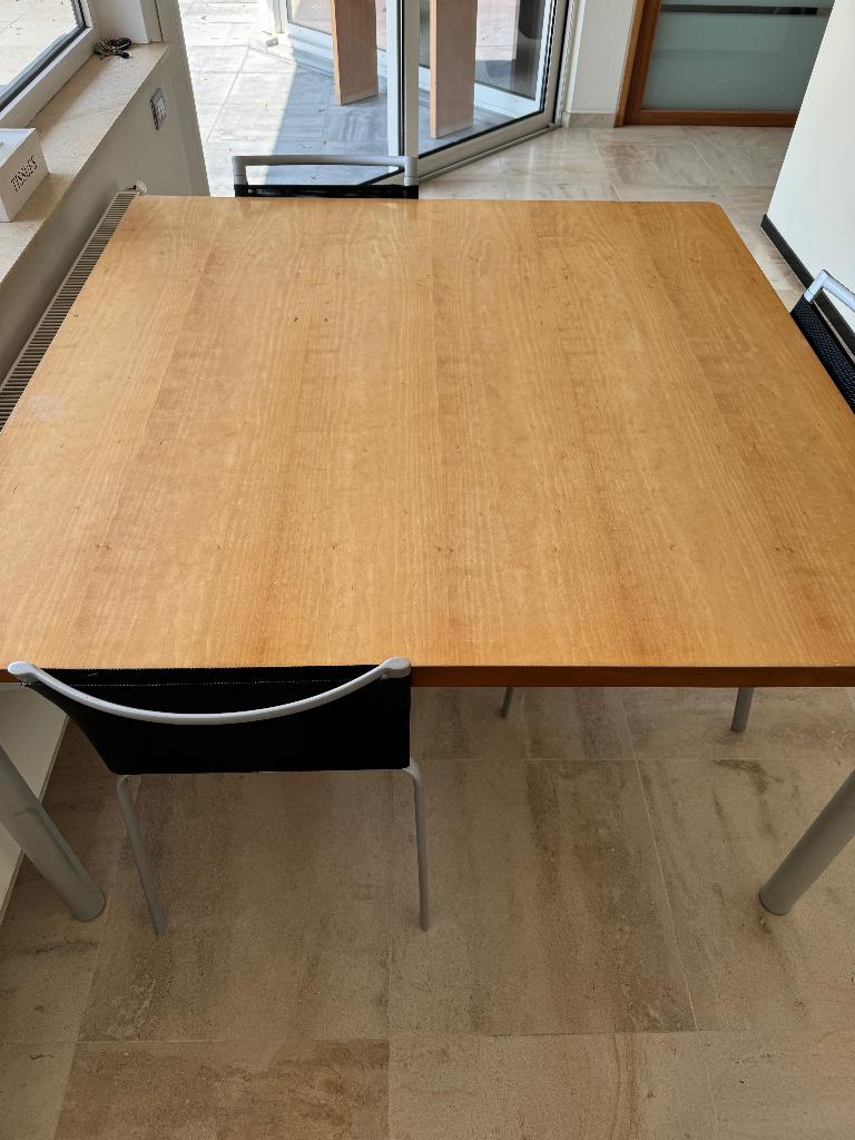 Table de cuisine carrée 130 x 130, 150 à 200 cm, Cinq personnes ou plus, 150 à 200 cm, Carré