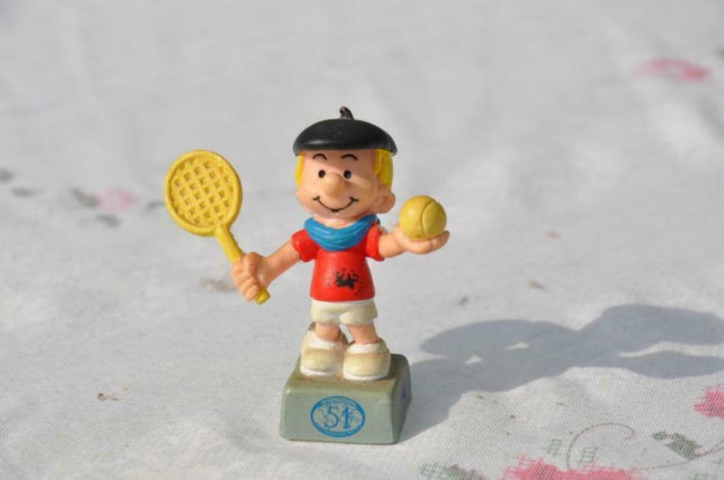 §  figurine benoit brisefer, Ophalen of Verzenden, Overige figuren, Gebruikt, Beeldje of Figuurtje