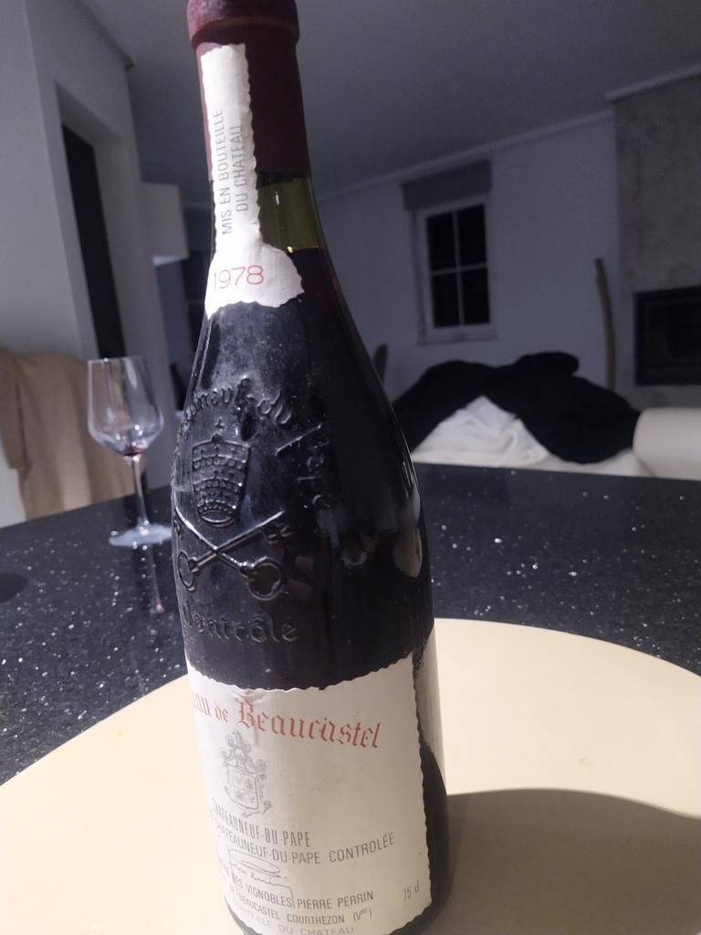 château de Beaucastel 1978, Verzamelen, Ophalen, Zo goed als nieuw