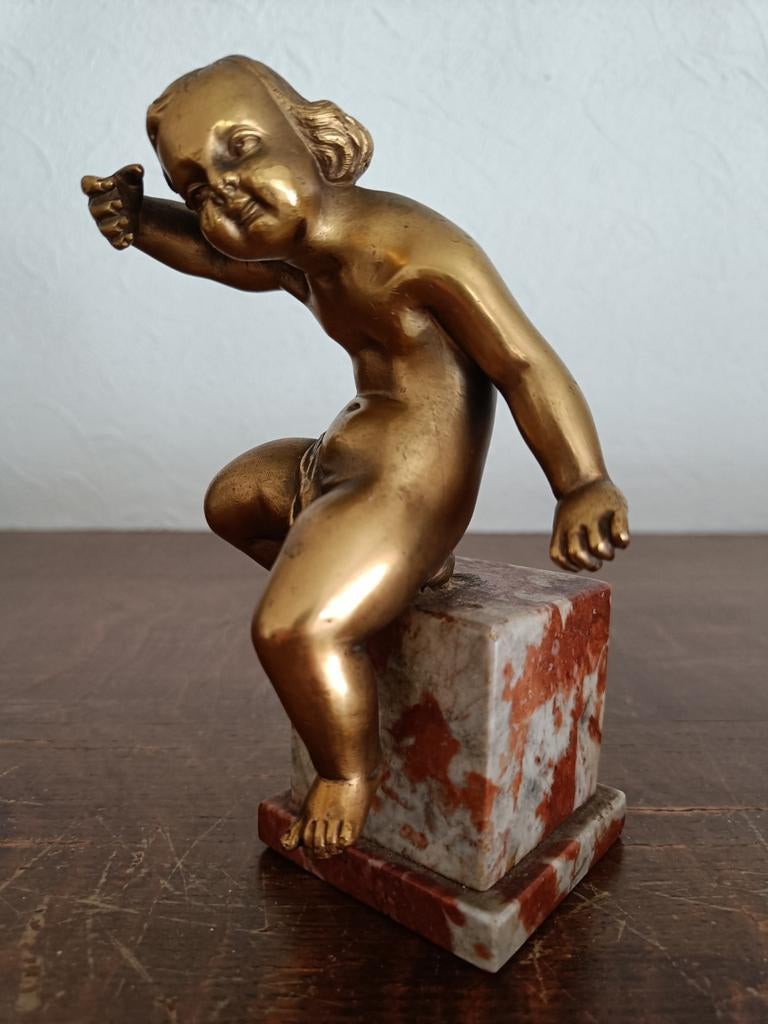 Ange en bronze/laiton sur marbre., Enlèvement ou Envoi, Bronze