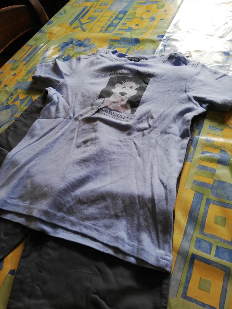 Pyjama enfant. Jusqu'au Lever du Jour. Taille 6ans., Enlèvement ou Envoi, Comme neuf