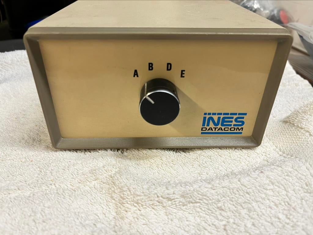 INES Datacom commutateur, Télécoms