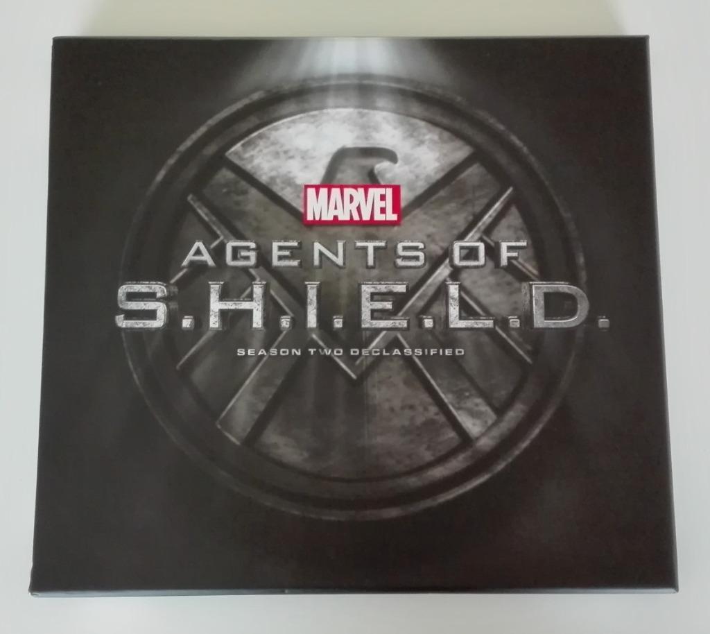 Boek Agents of SHIELD Season 2 Declassified, Ophalen of Verzenden, Zo goed als nieuw, Tv-serie