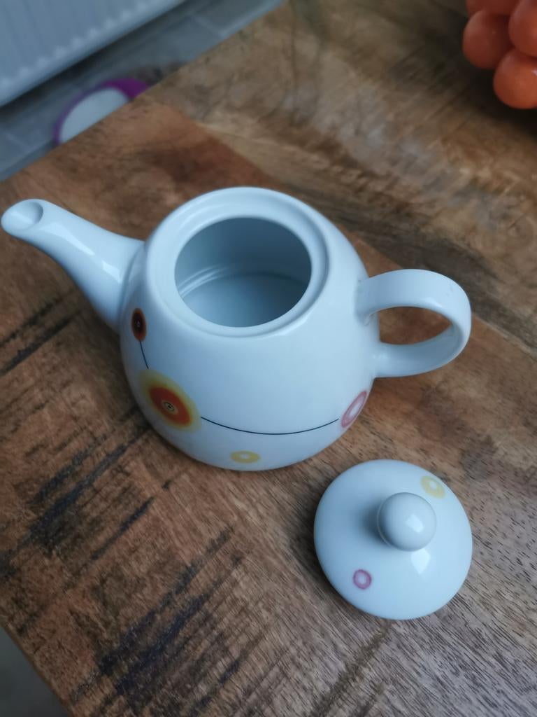Théière en porcelaine, Maison & Meubles, Enlèvement ou Envoi, Comme neuf, Porcelaine