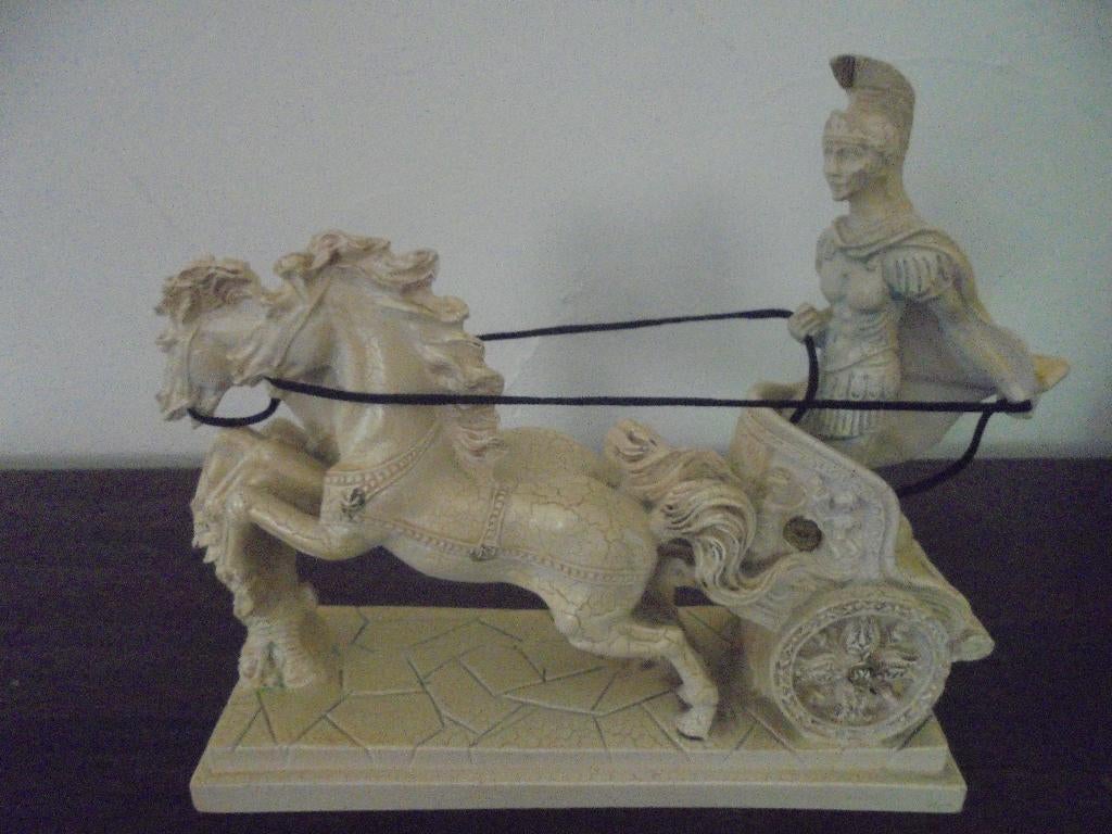 Romeins beeld (gladiator met strijdwagen en paarden), Ophalen of Verzenden