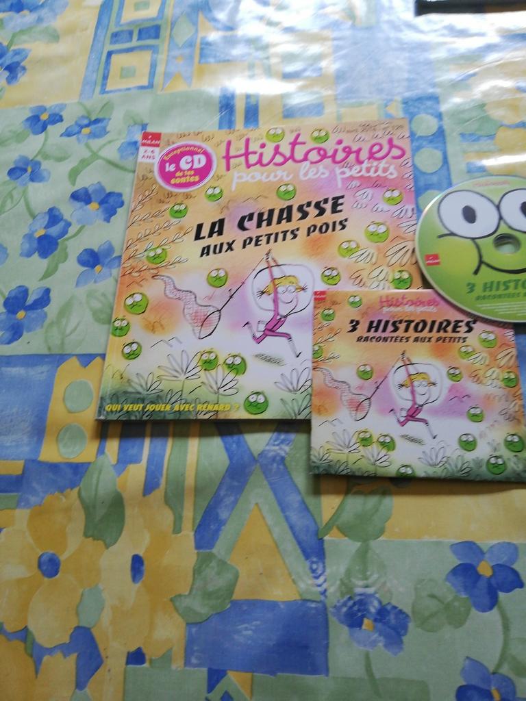Livre +CD. 3 histoires pour les petits ., Enlèvement ou Envoi, Comme neuf